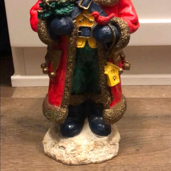 Santa Claus Figurine - Picture 3 of 9
